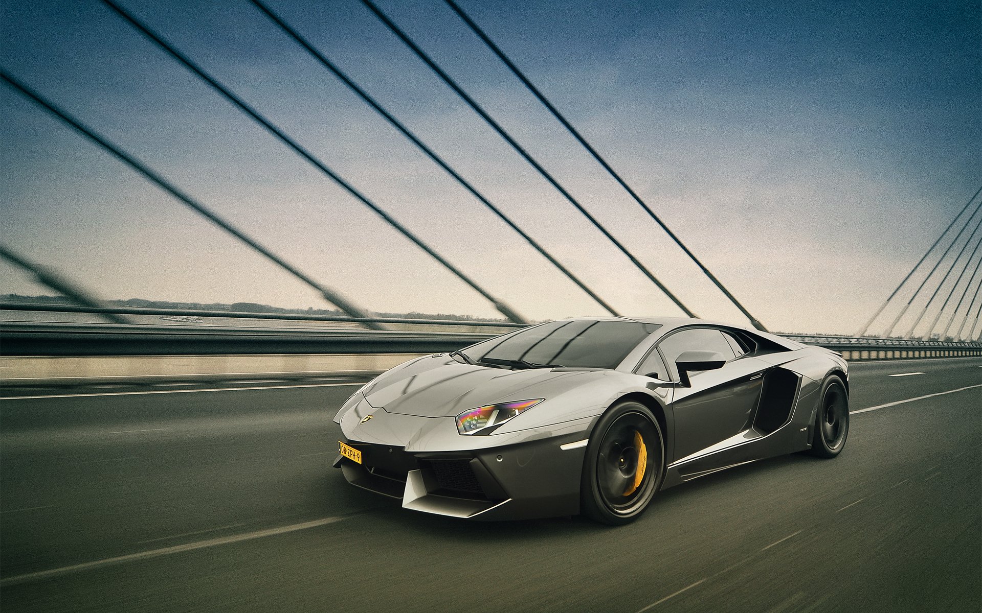 lamborghini aventador скорость мост