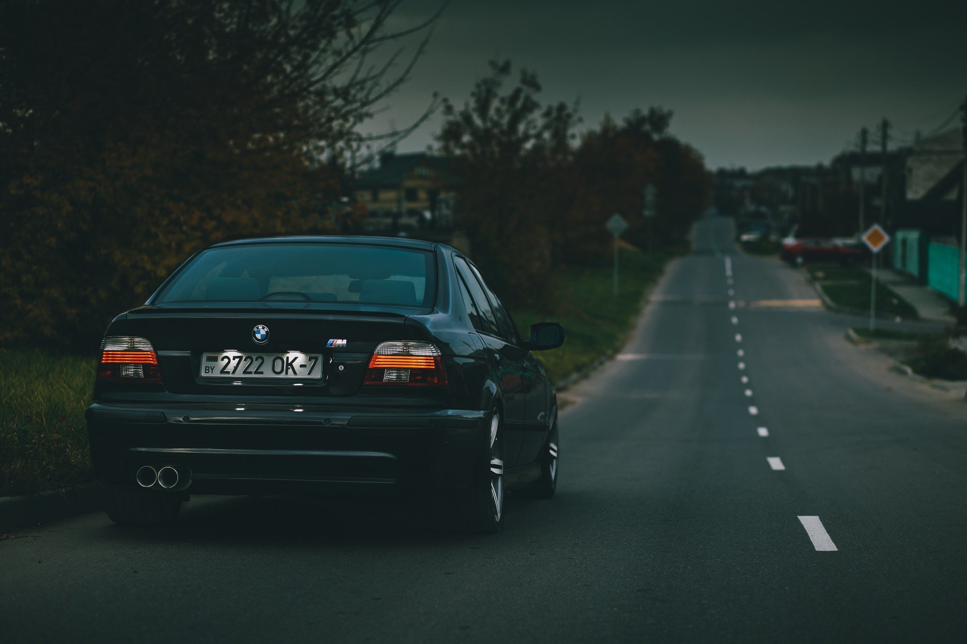 bmw e39 m5 sedan