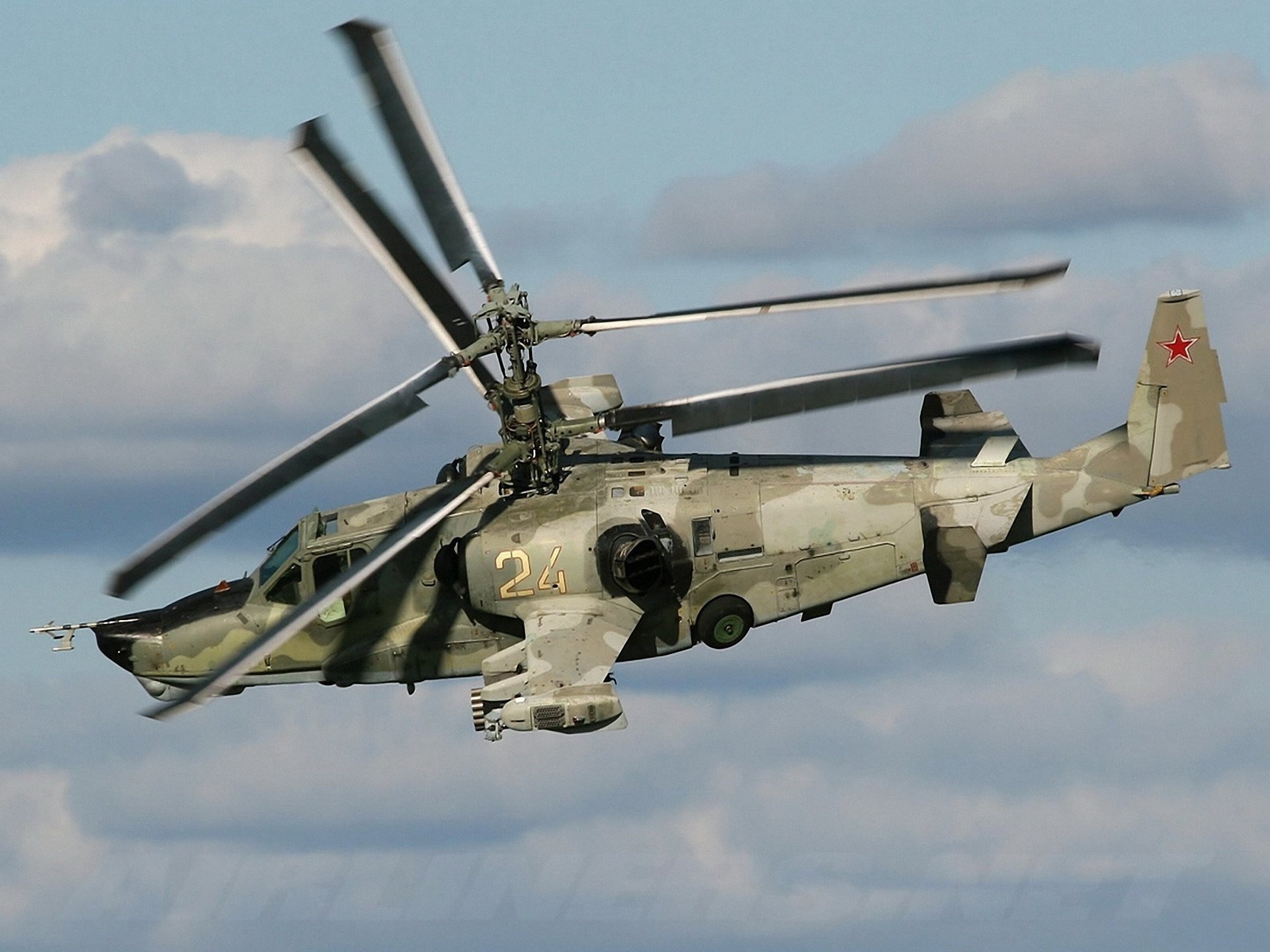 ka-50 vol hélicoptère kamov requin noir lames