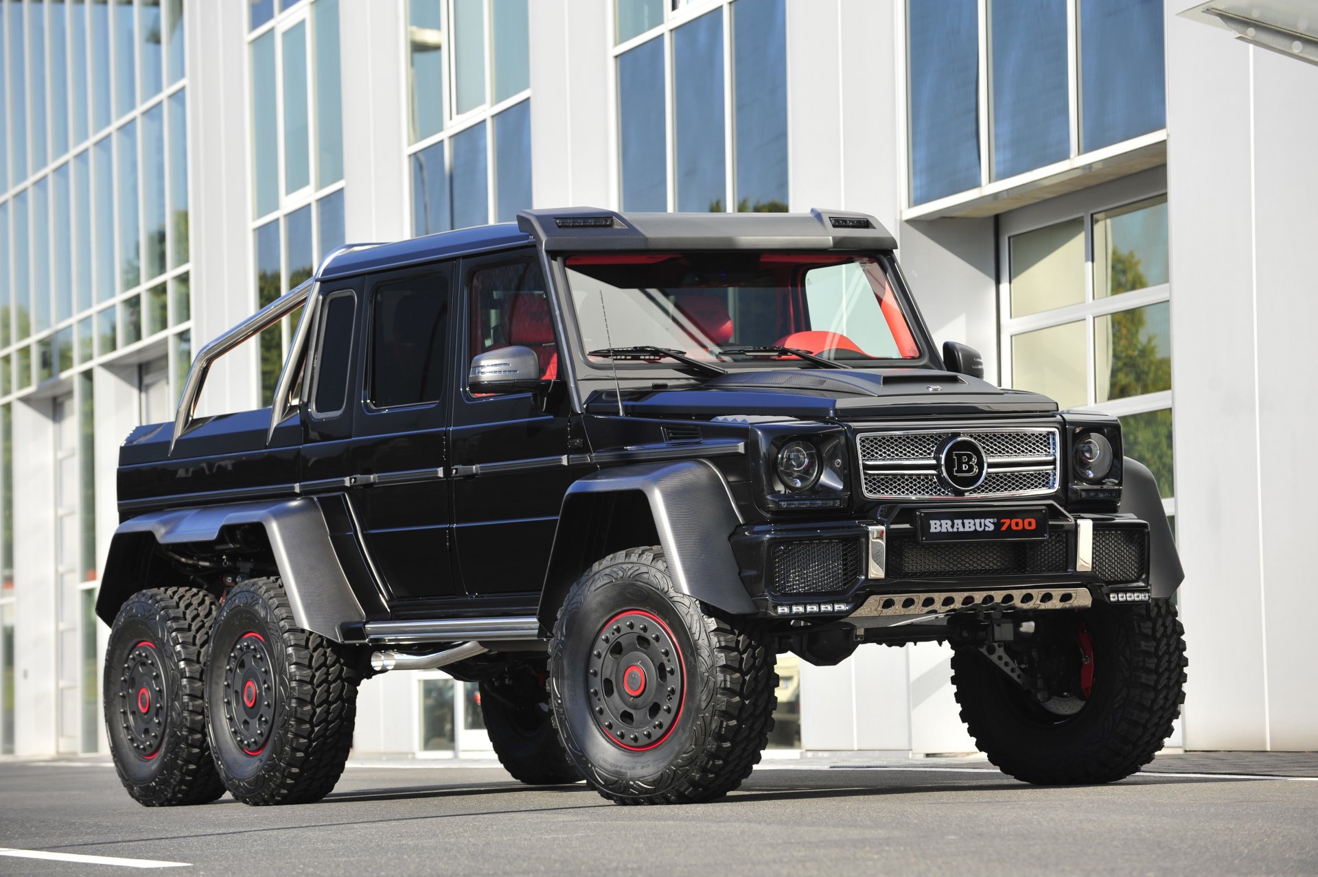 brabus 7006x6 mercedes-benz g63 w463 amg przód budynek