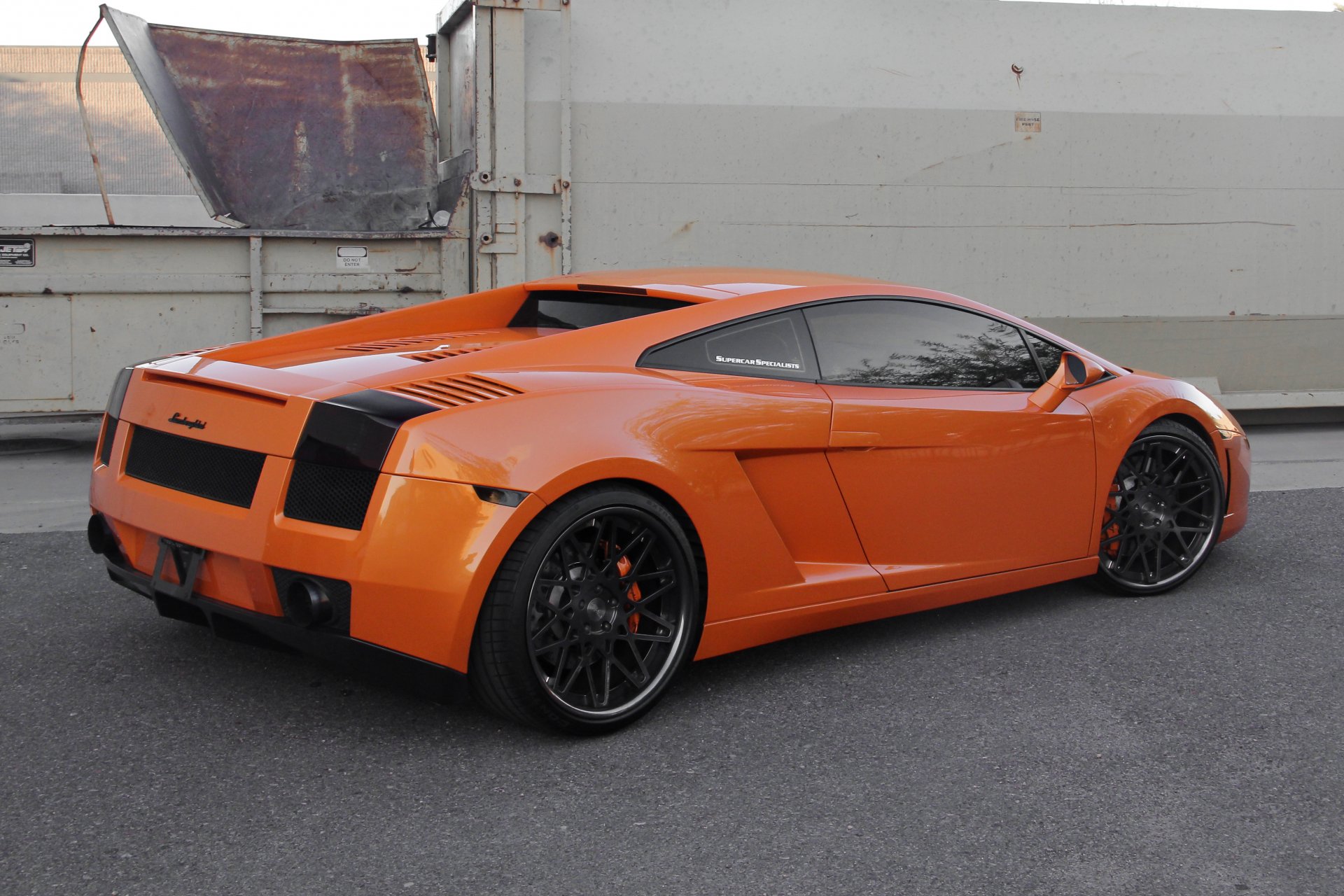 lamborghini gallardo lp560-4 orange lamborghini gallardo rear view rims guardrail