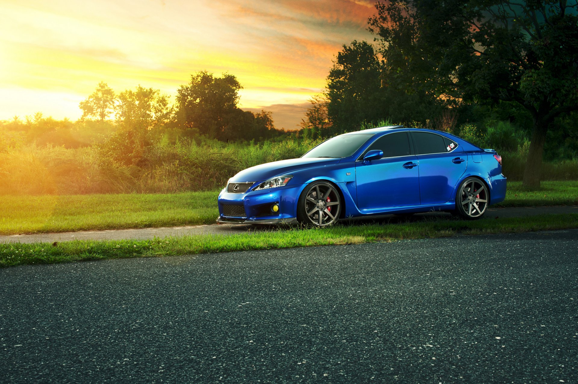 lexus is f bleu profil soleil éblouissement