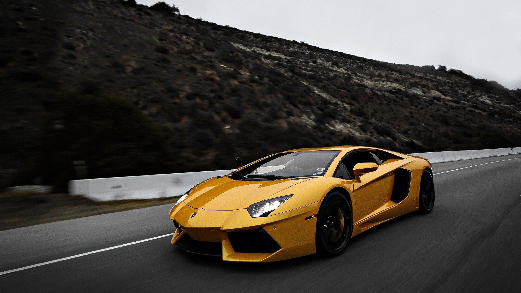 lamborghini aventador lp700-4 amarillo superdeportivos exóticos velocidad