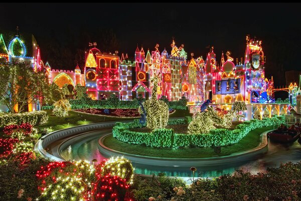 Hermoso Jardín luminoso de año nuevo