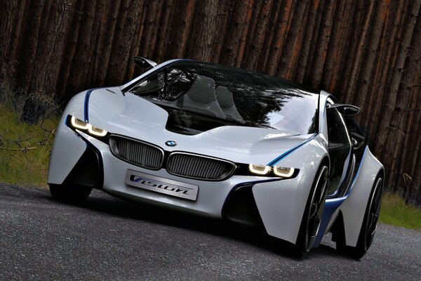 Перед машины bmw efficientdynamics с крутым фоном