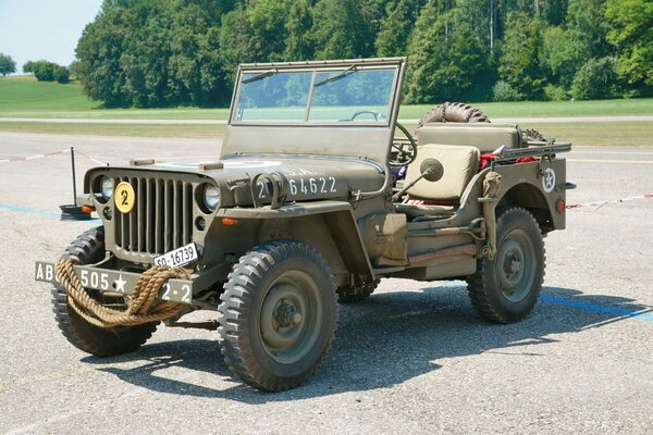 Jeep wojskowy II wojny światowej
