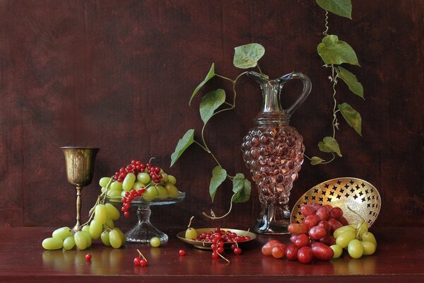 Still life green grapes and a jug