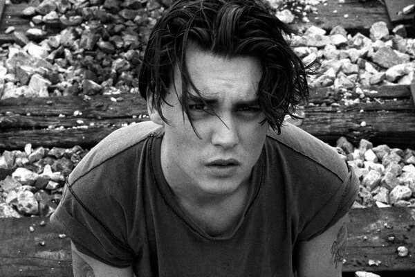 THE IMAGE OF A YOUNG JOHNNY DEPP