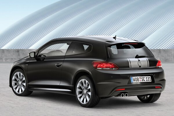 Schwarzer Volkswagen scirocco Rückansicht