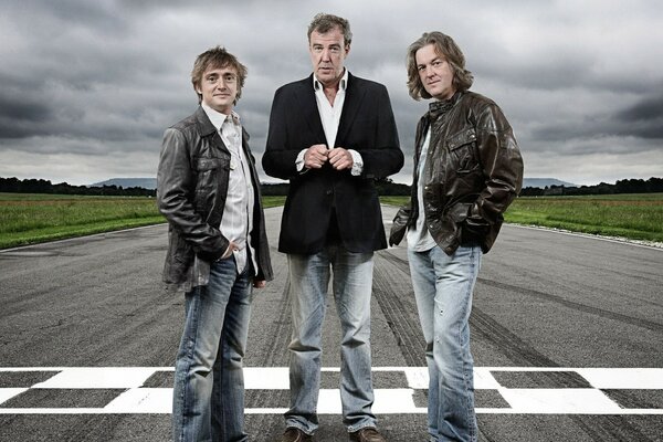 THREE LEADING TOP GEAR