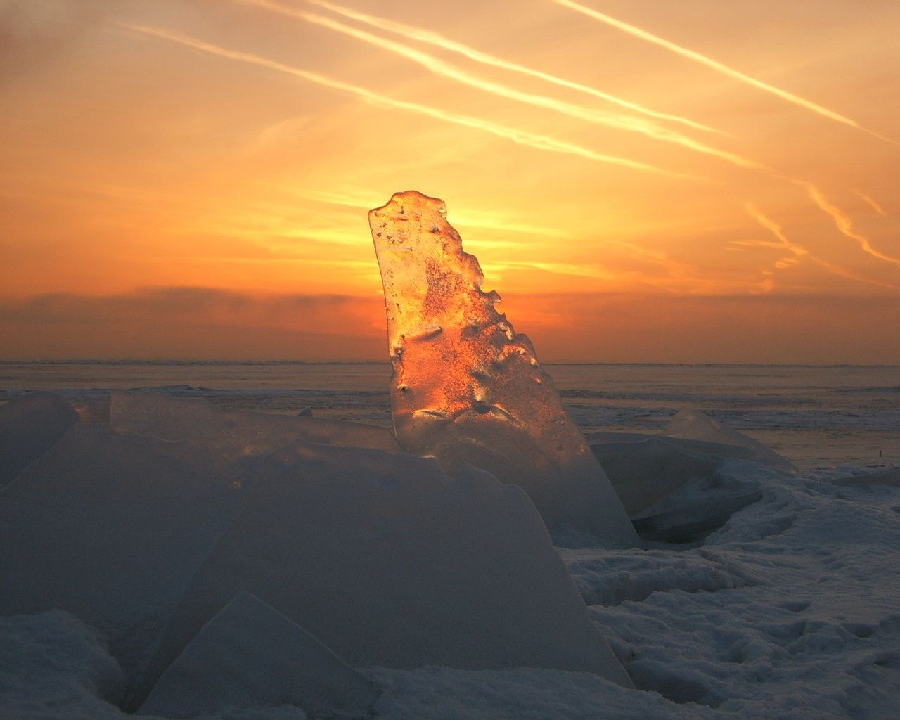 glace coucher de soleil transparent