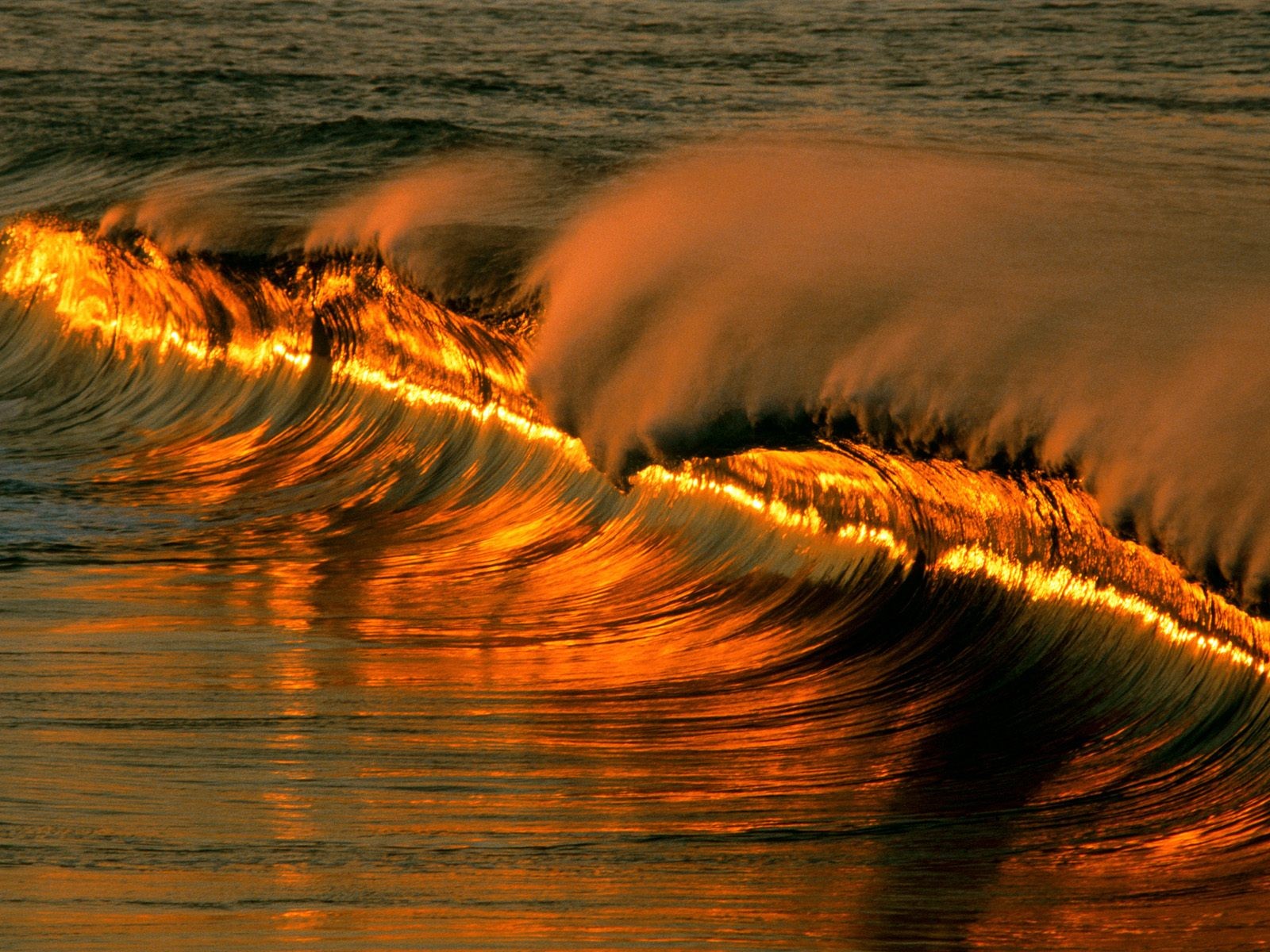 onda tramonto mare acqua