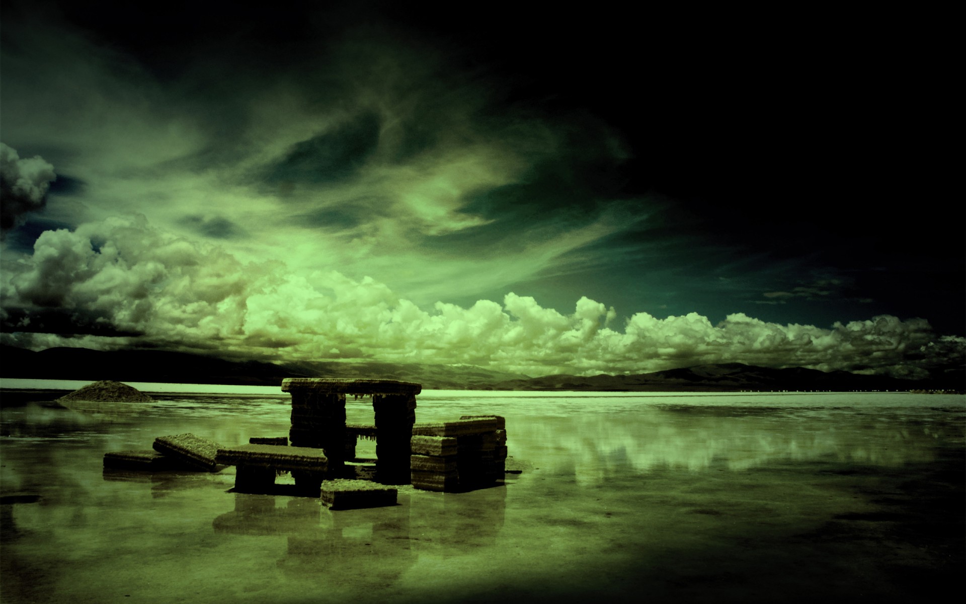 harmonie sombre lac nuages dalles de pierre