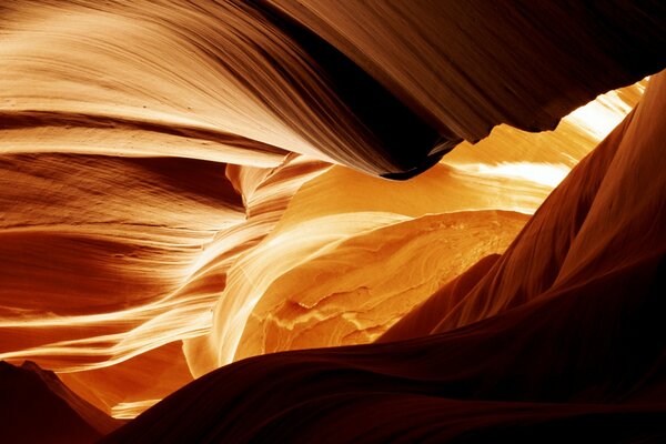 Beautiful sandy light waves