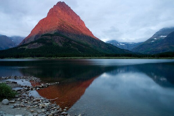 Reflection of the mountain in the water