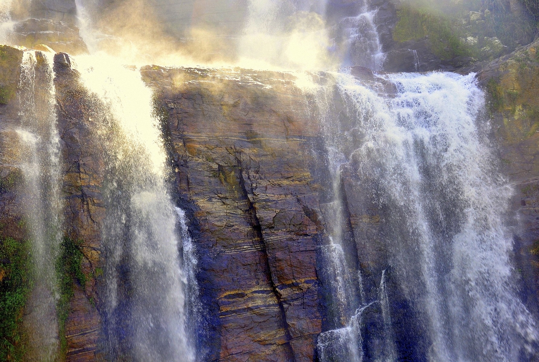 wasserfall licht bruch