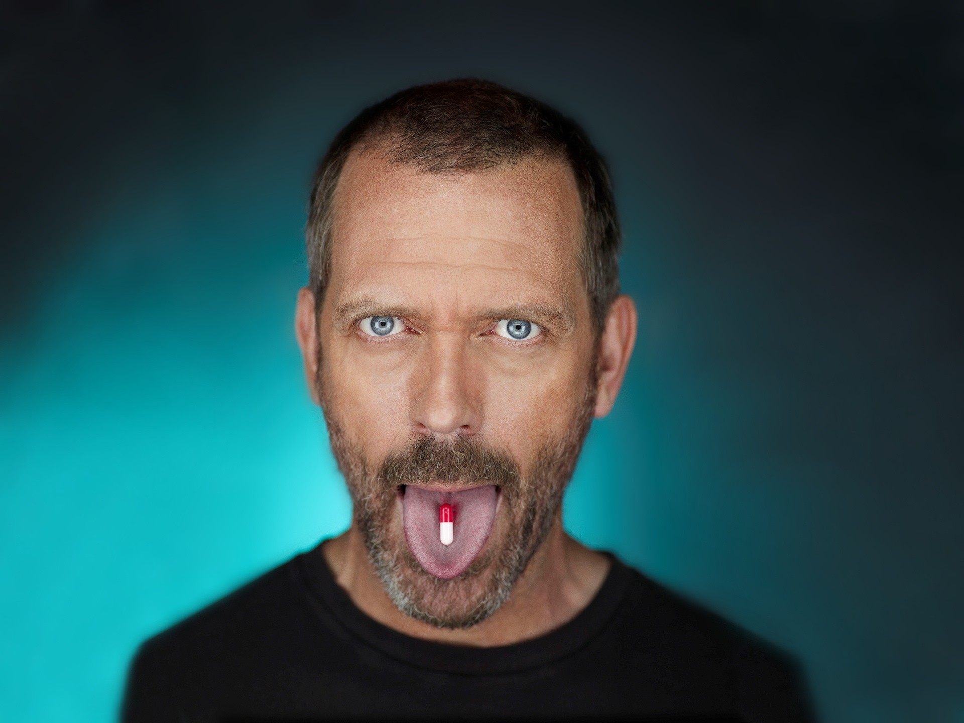 house md tabletten hugh laurie zunge