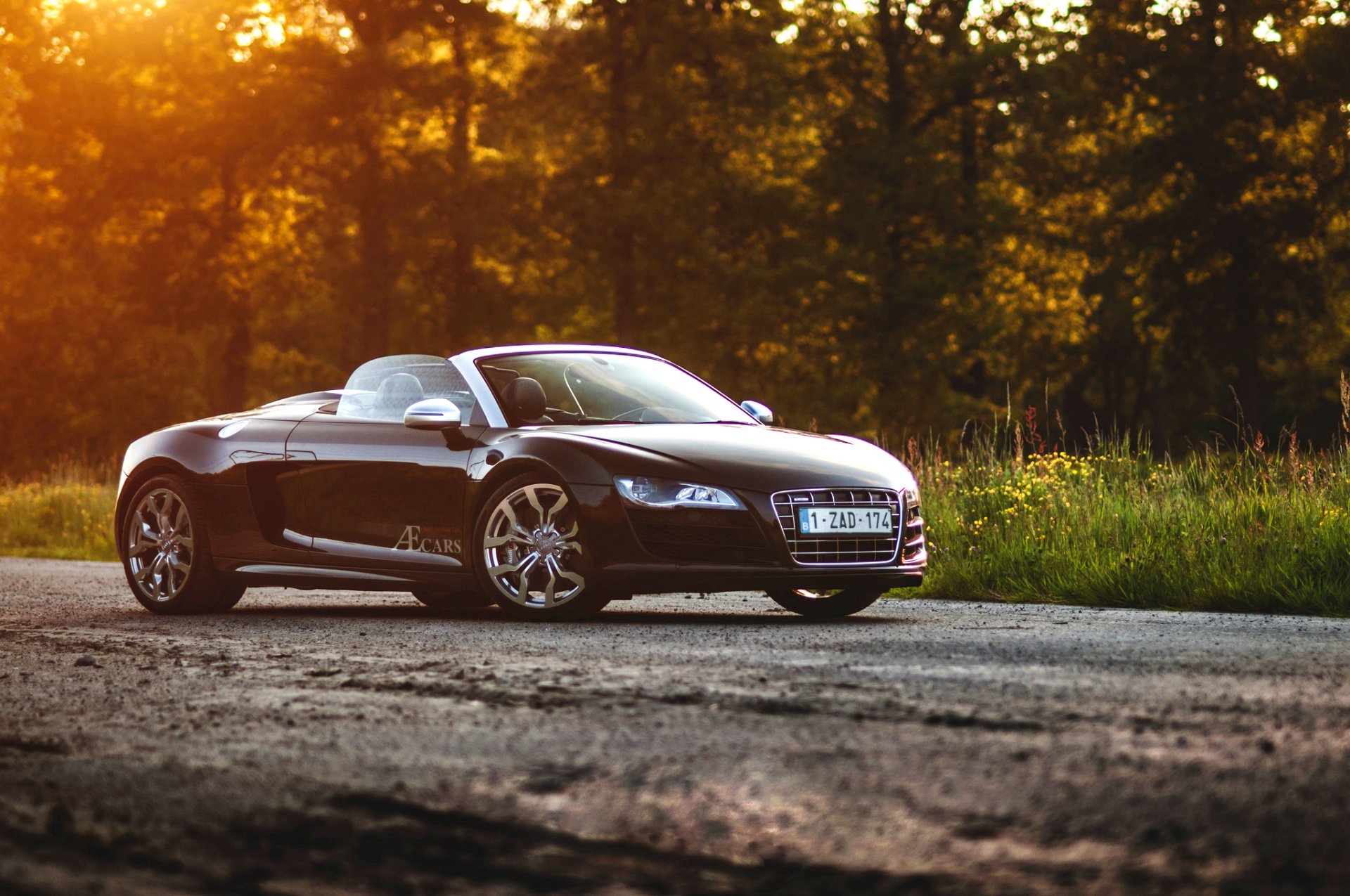 audi r8 v10 spyder nero anteriore sole