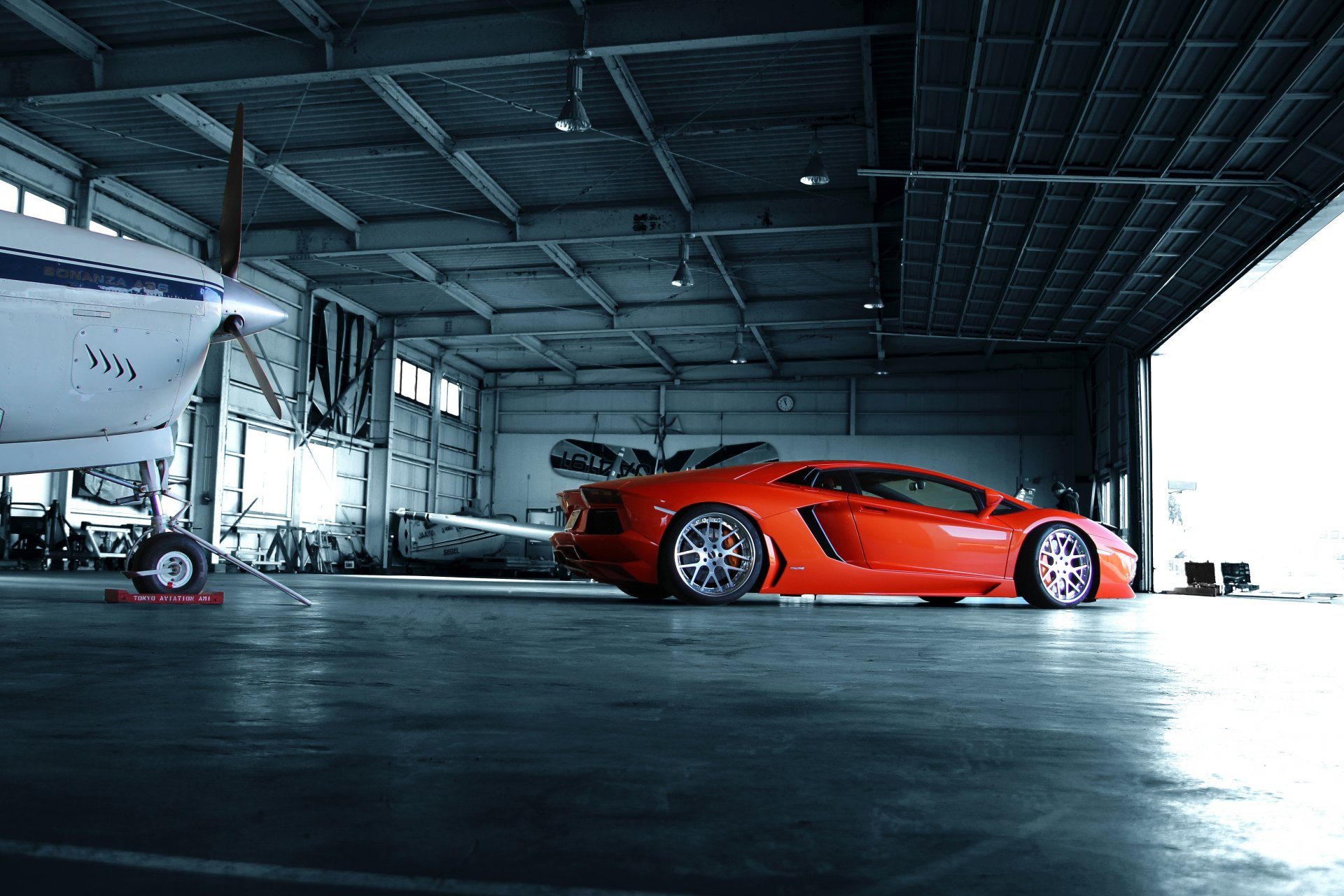 lamborghini aventador lp700-4 naranja lamborghini aventador perfil llantas hangar