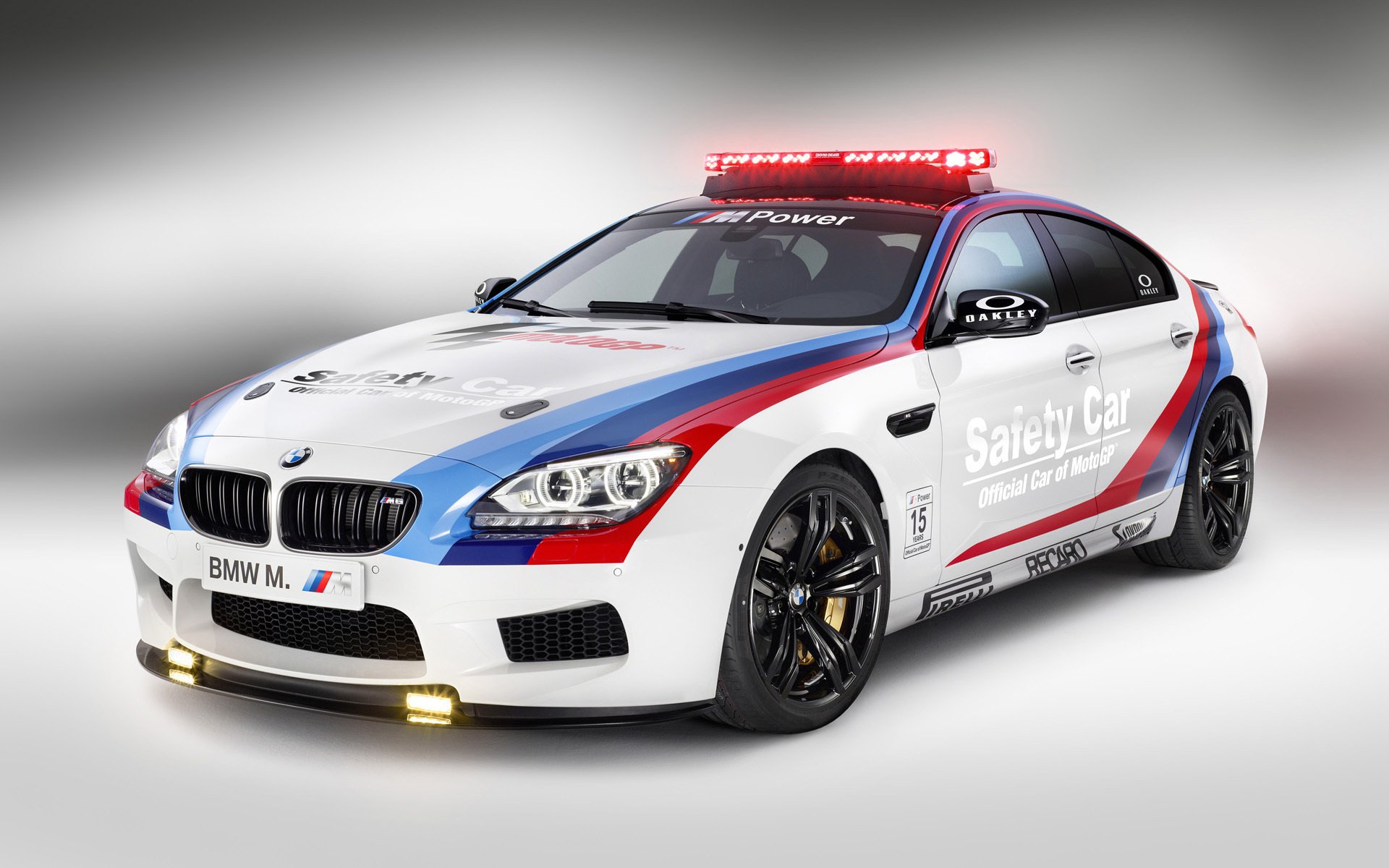 bmw m6 gran coupe sedan safety car moto gp tuning white wheels light glow