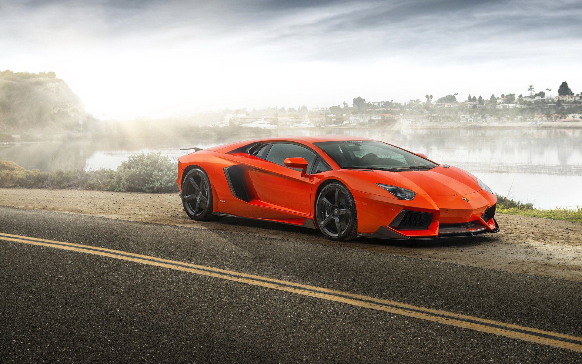 lamborghini aventador supersamochód pomarańczowy