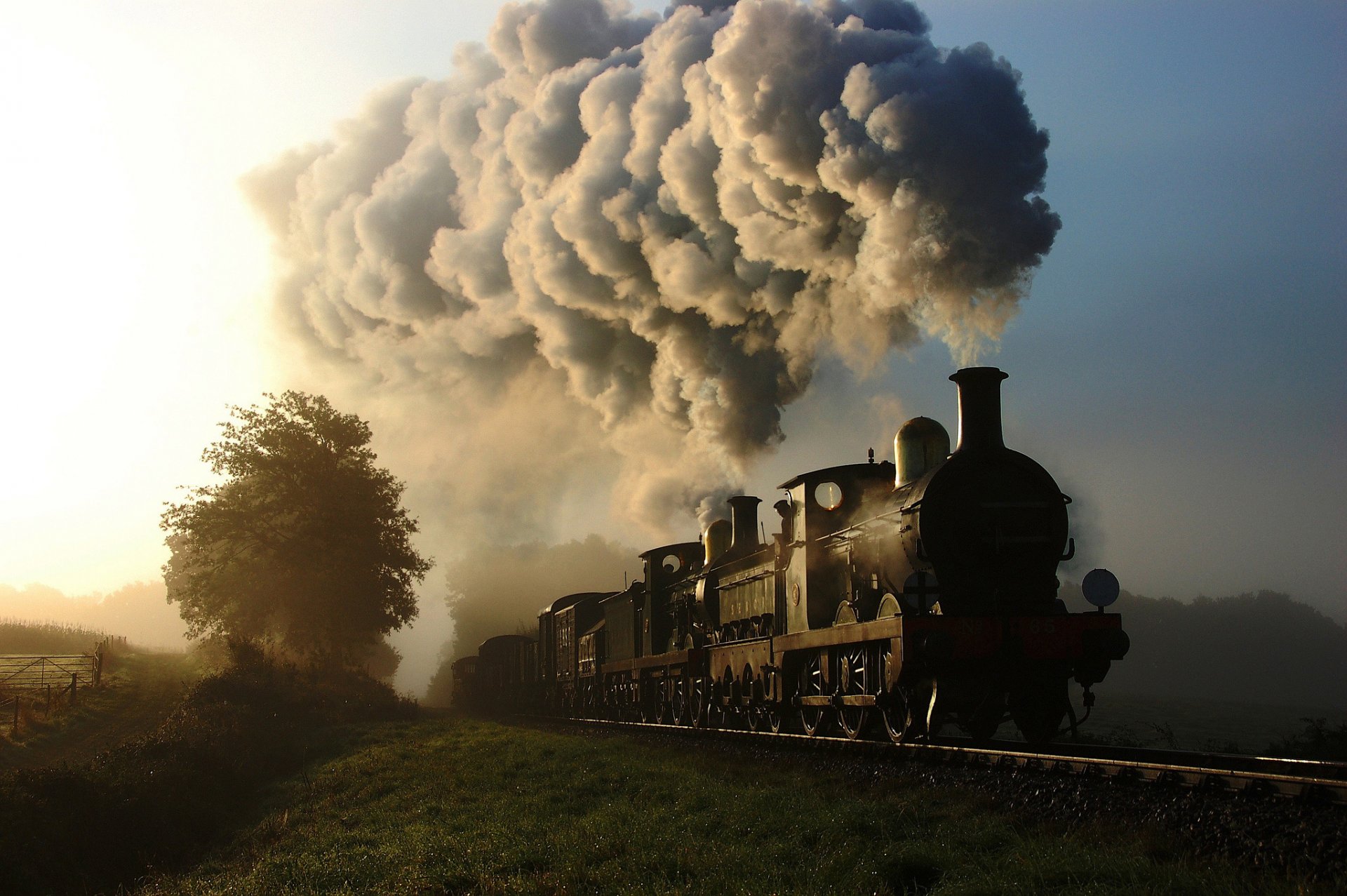 tren locomotora de vapor humo vagones ferrocarril naturaleza