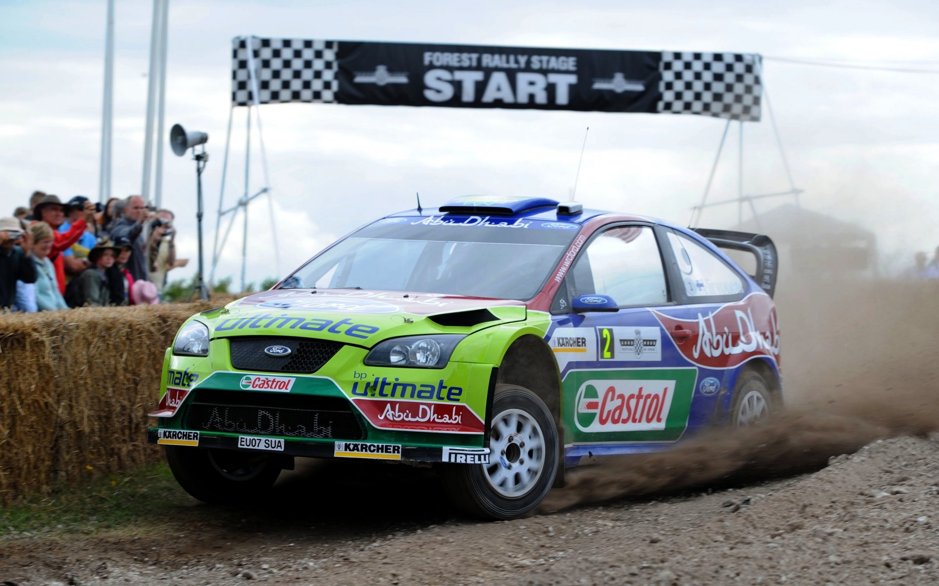 ford focus cmr rallye auto course rallye avant début sport voiture mise au point