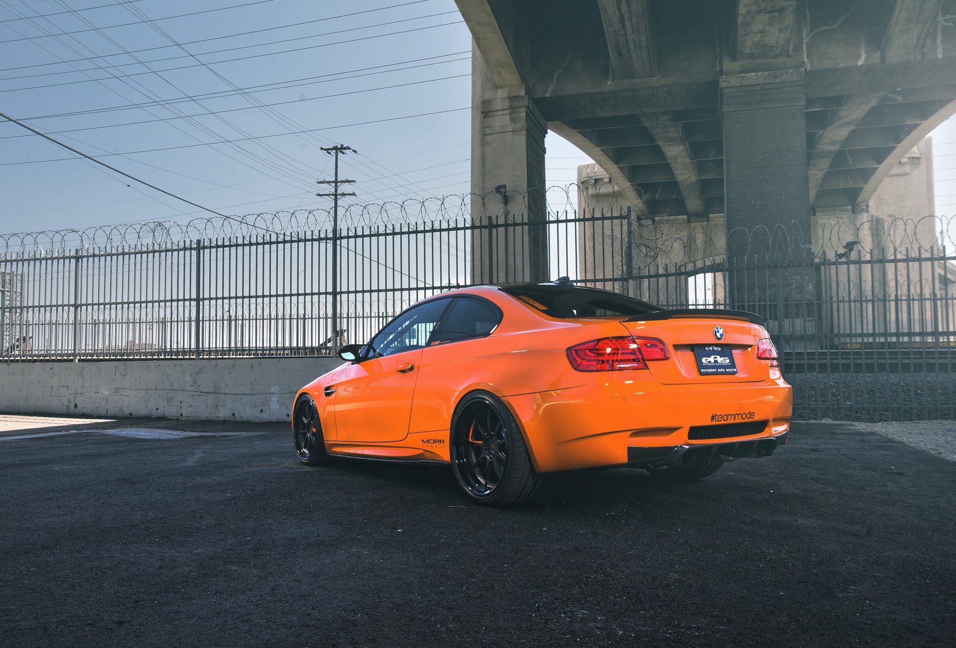 bmw m3 e92 orange bmw rear fence barbed wire