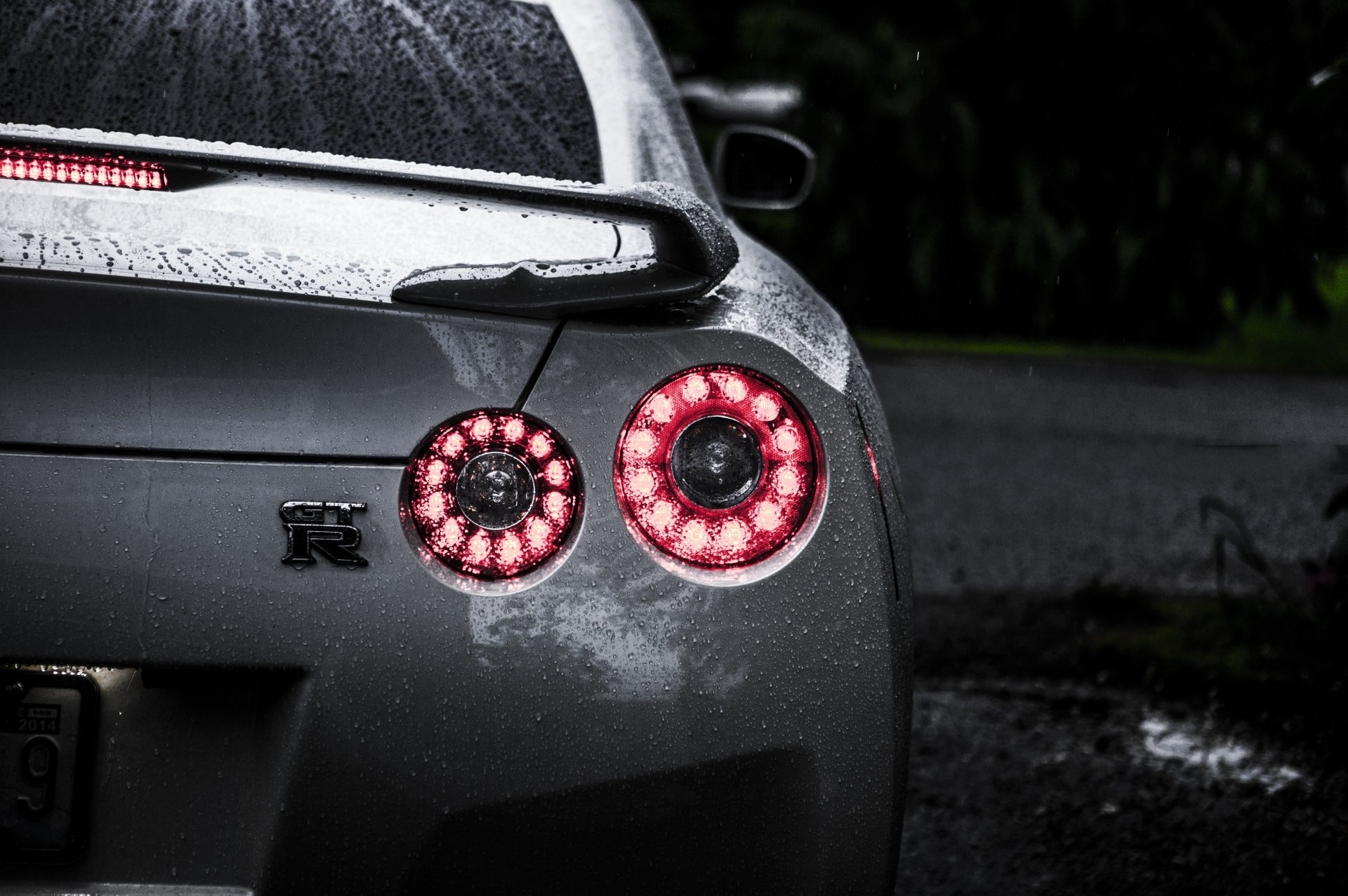 nissan gt-r nissan rear headlight