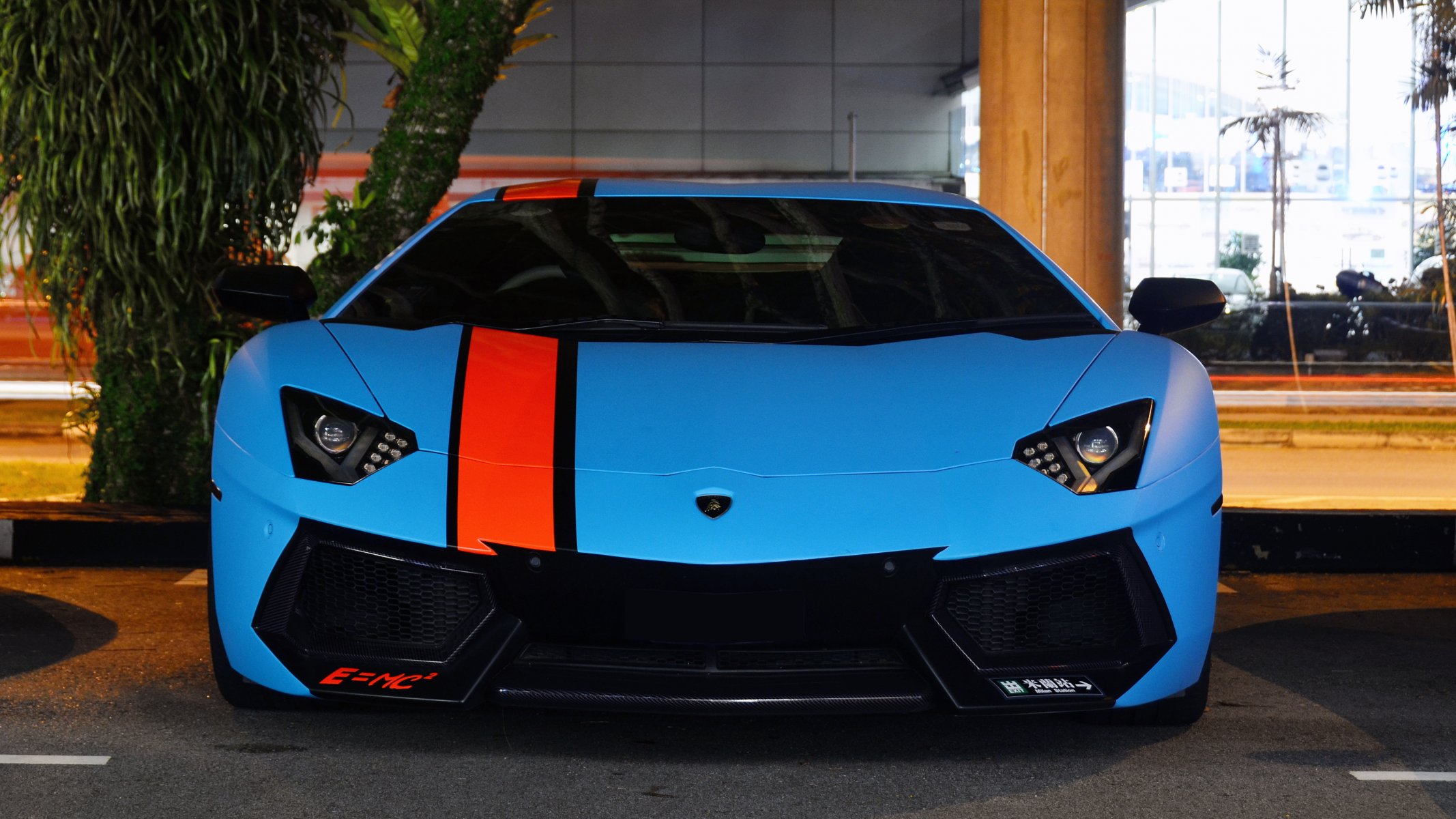 lamborghini aventador lp700-4 niebieski supercars egzotyczne