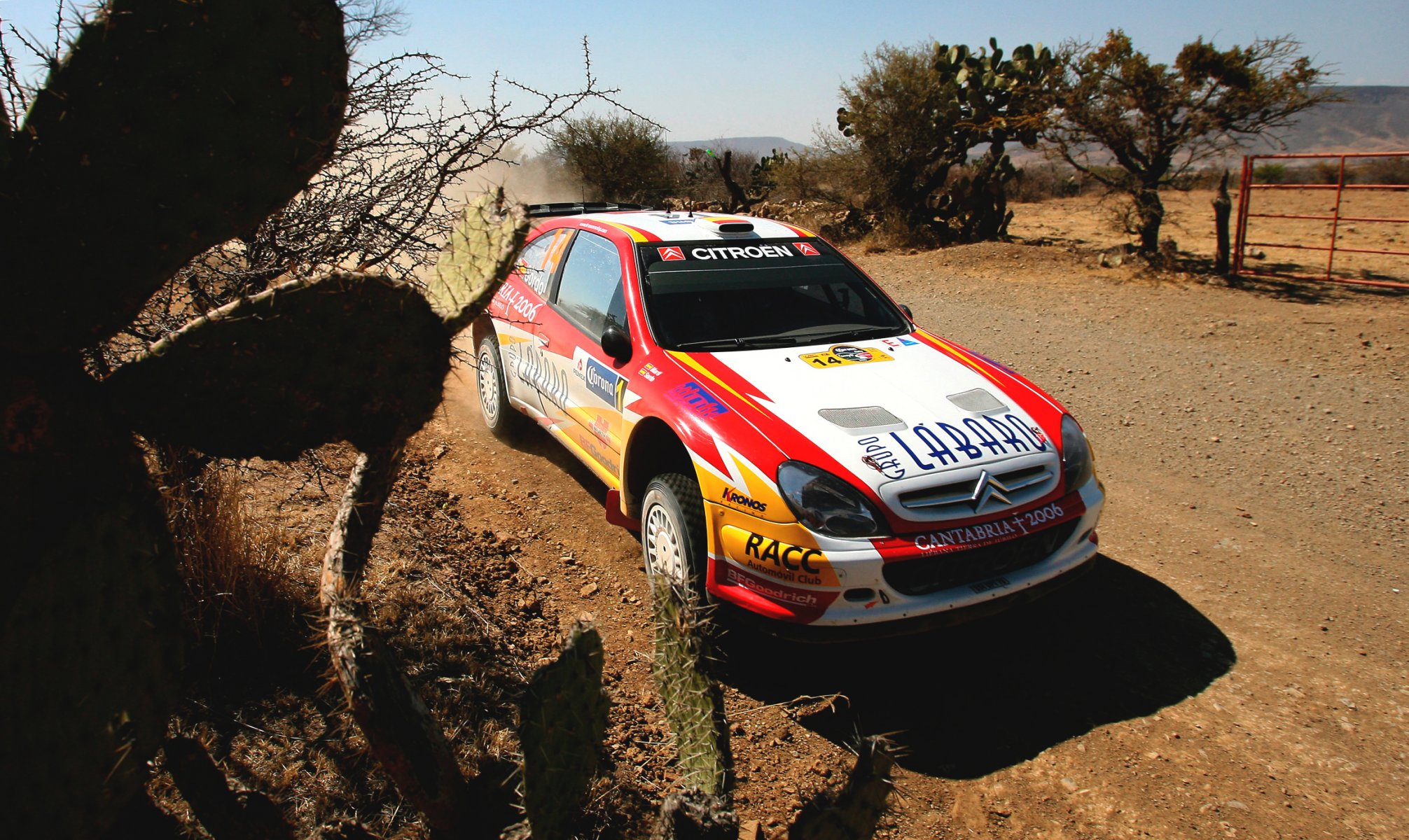 citroen xsara auto rally wrc faros deporte frente coche citroen día capó