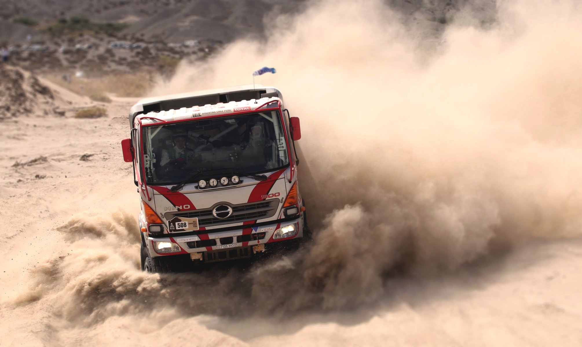 huno dakar rally truck drift dust rotation cabin front sport