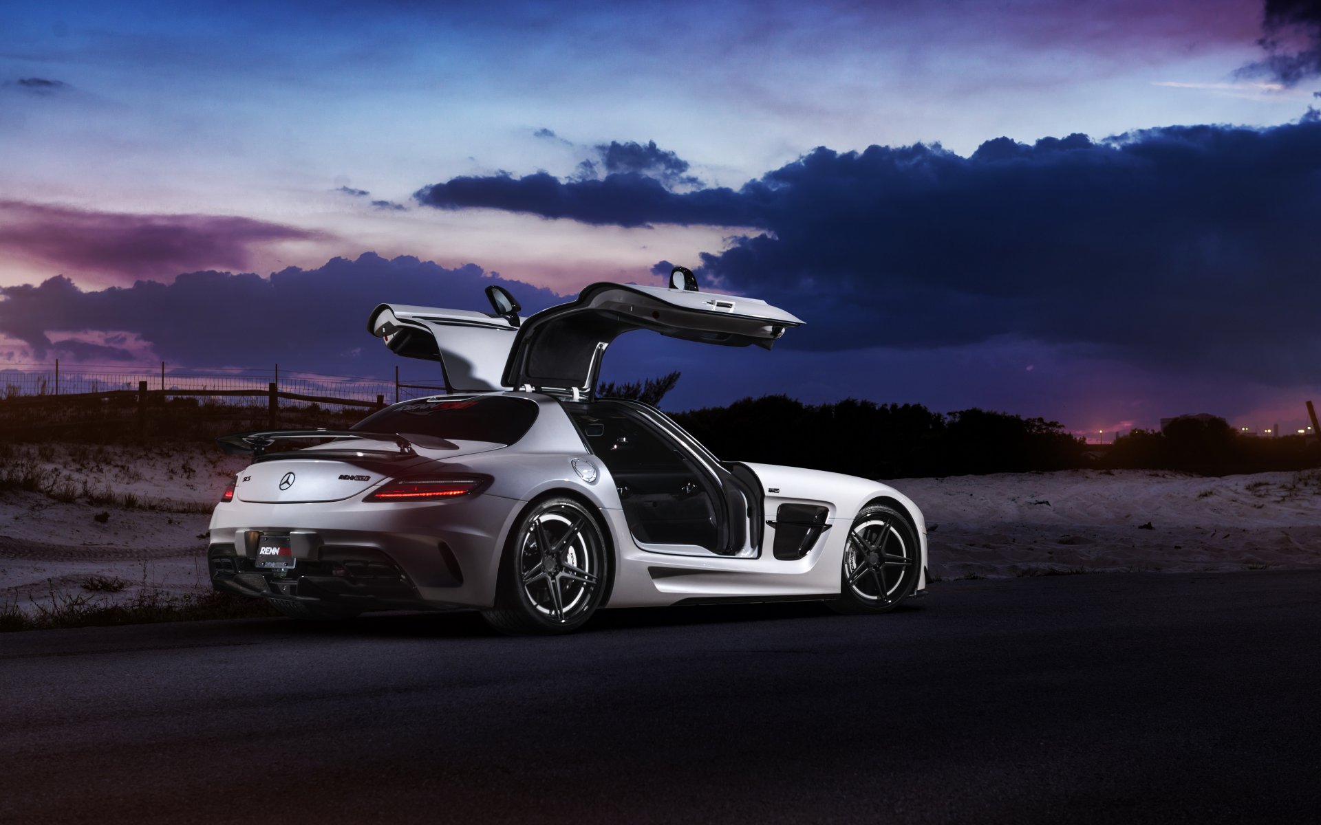 mercedes sls black series renntech tuning samochód mercedes auto william stern