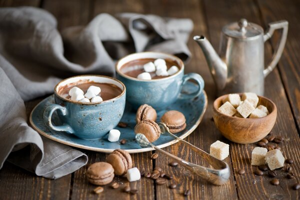 Cioccolata calda con marshmallow, cacao con marshmallow, cacao e maccheroni, cacao e maccheroni