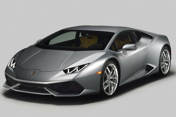 Lamborghini Uracan plata