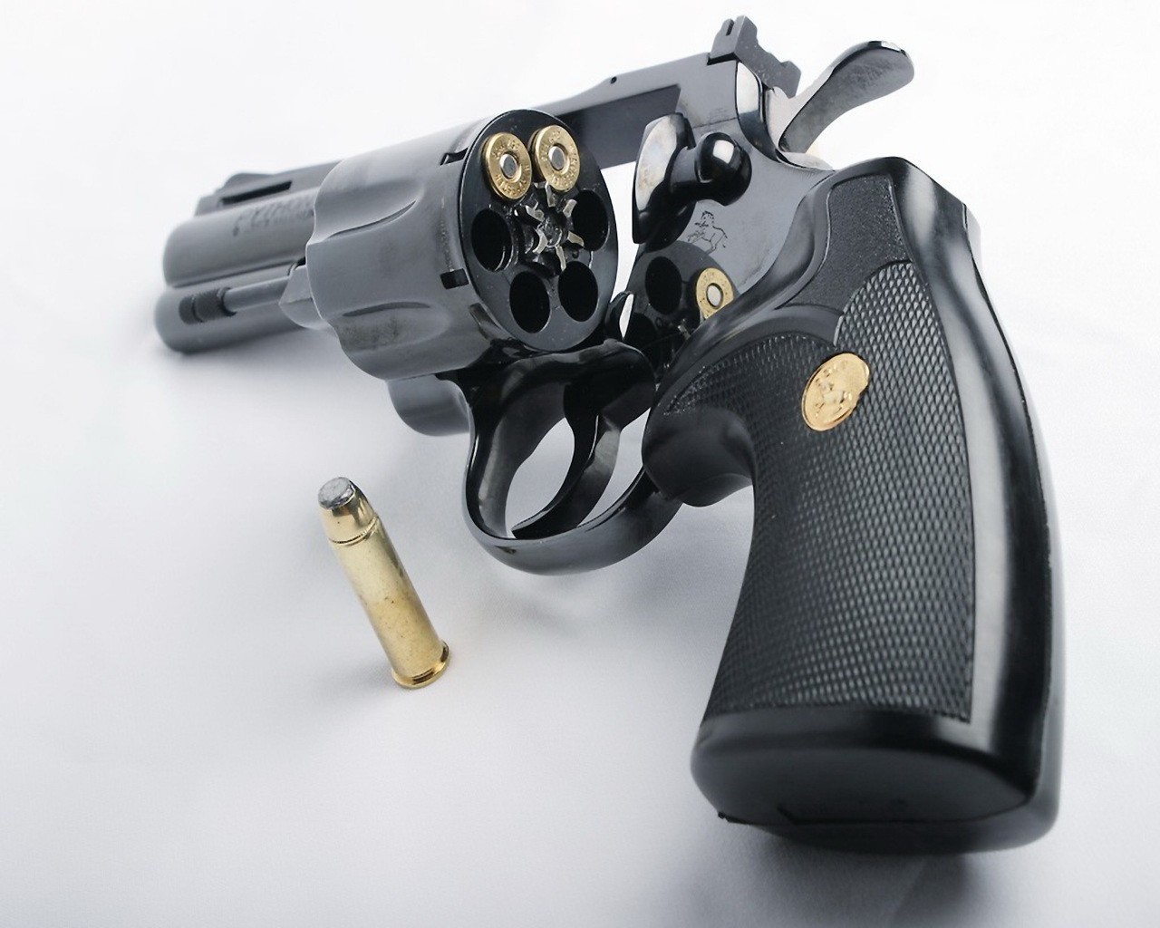 pistola revolver arma