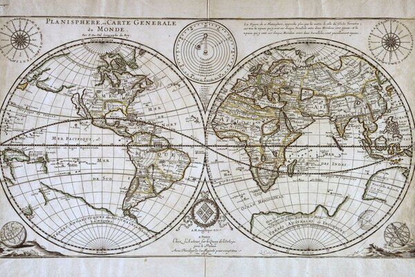 Карта с изображением двух полушарий земли