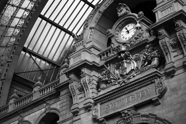 Antique clock at Antwerp Train station