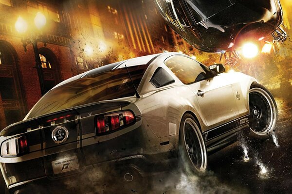 Una foto del film Need For Speed, l immagine mostra l incidente delle auto durante la loro gara