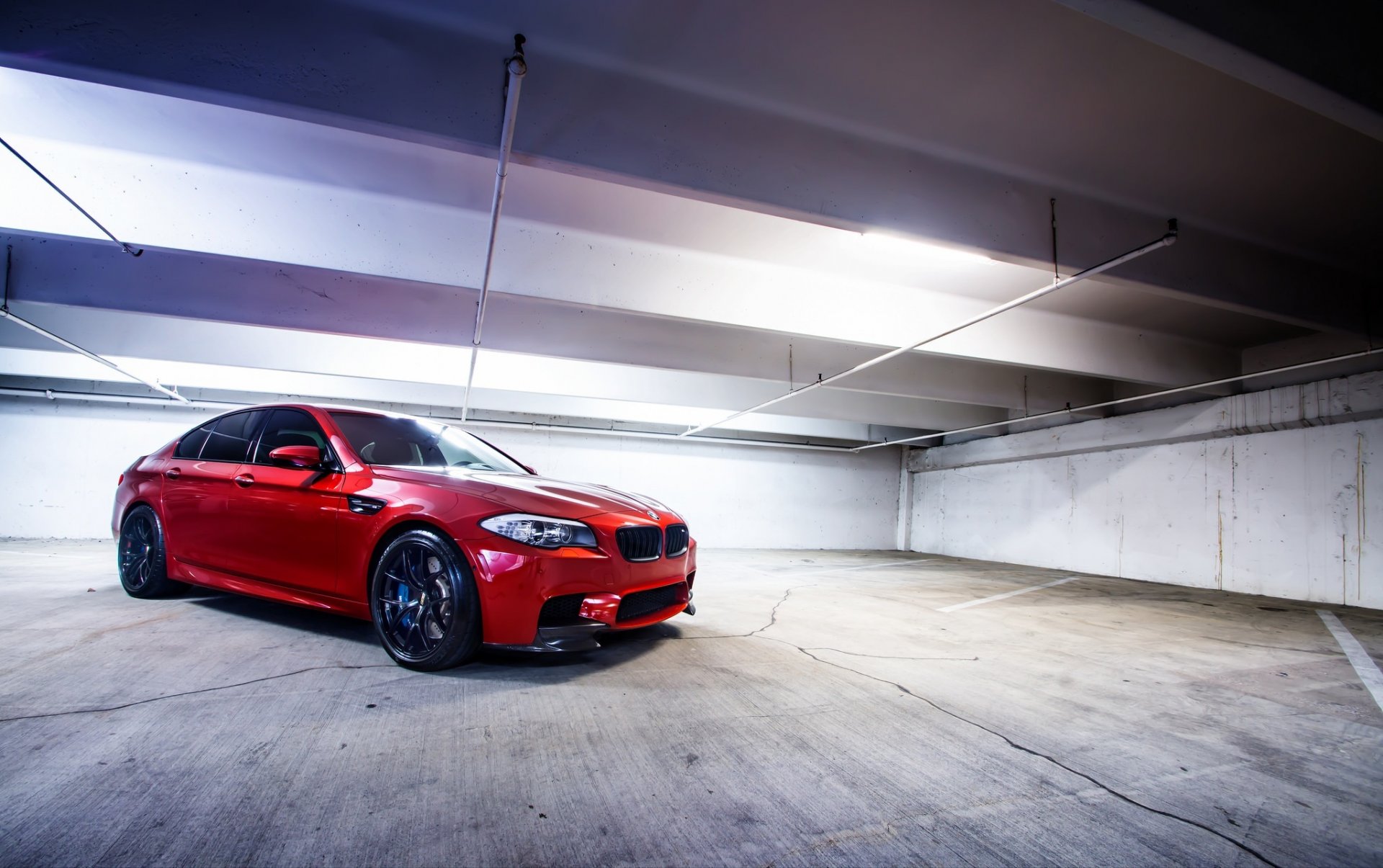 bmw m5 f10 sahir naranja aparcamiento ruedas negro bmw naranja vista lateral llantas iluminación lámparas