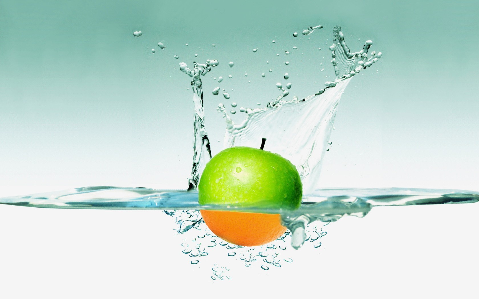 apple water spray image