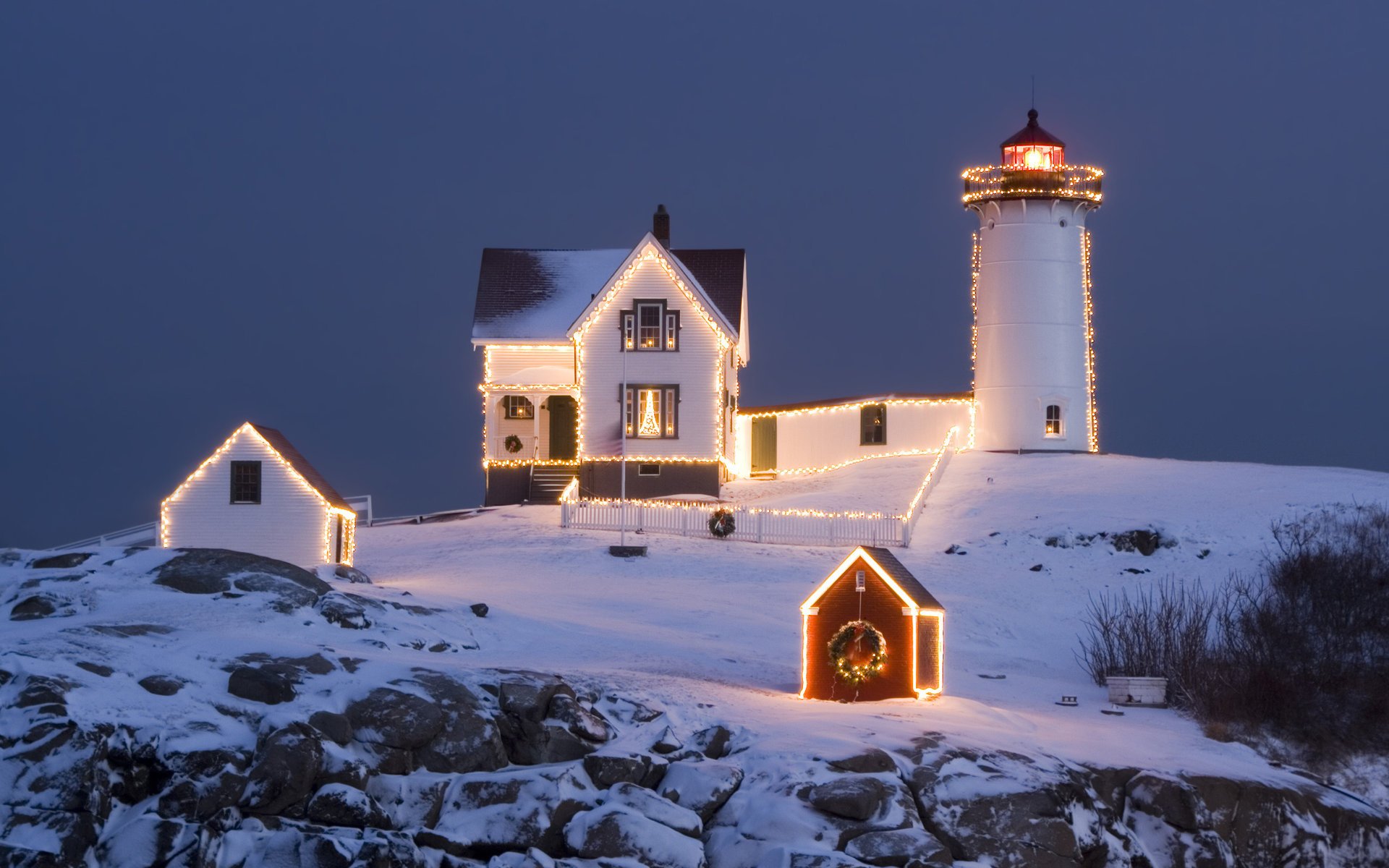 lighthouse christmas new year the evening the sky