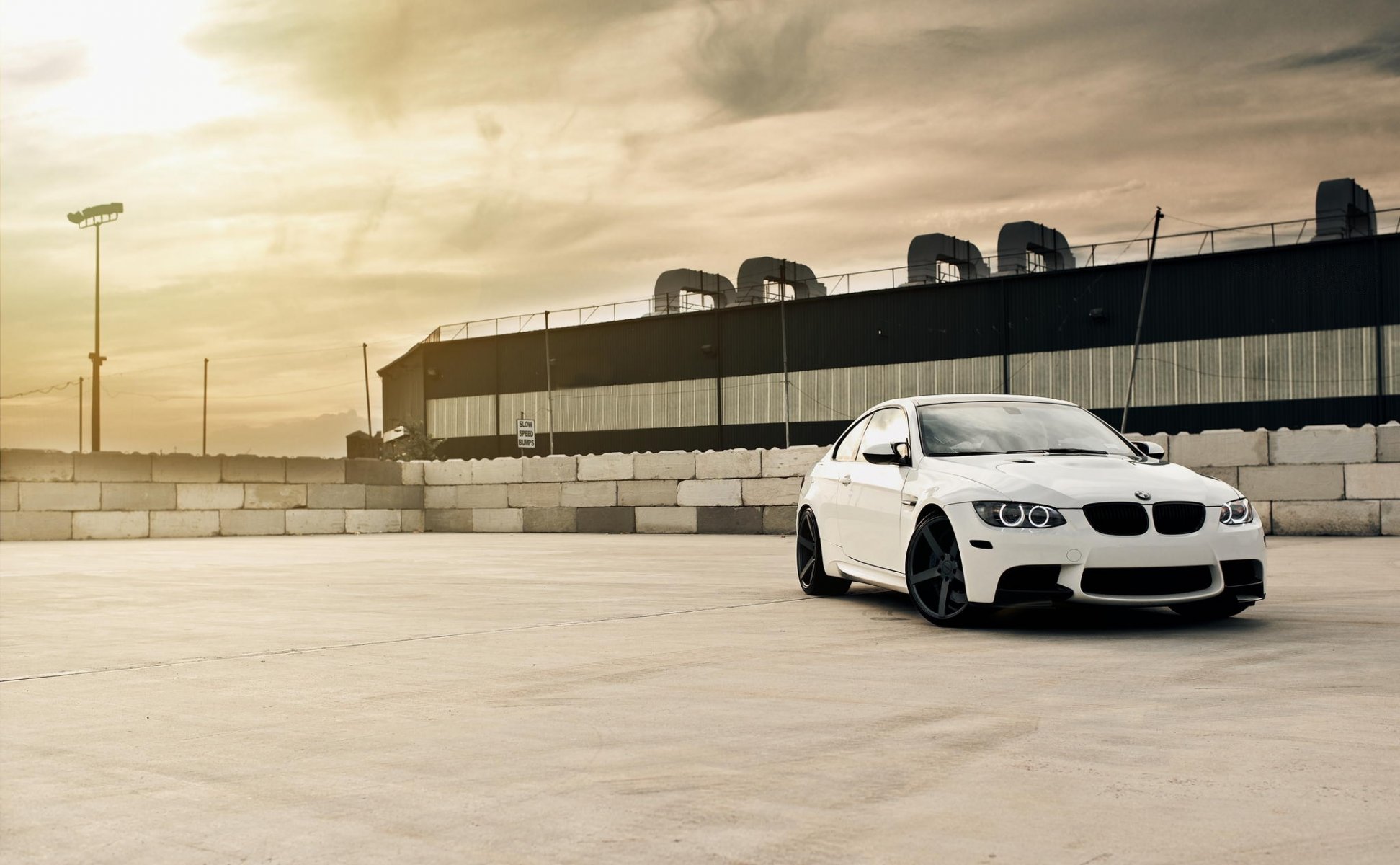 bmw m3 e92 bianco bmw coupé cielo nuvole fanale posteriore tetto