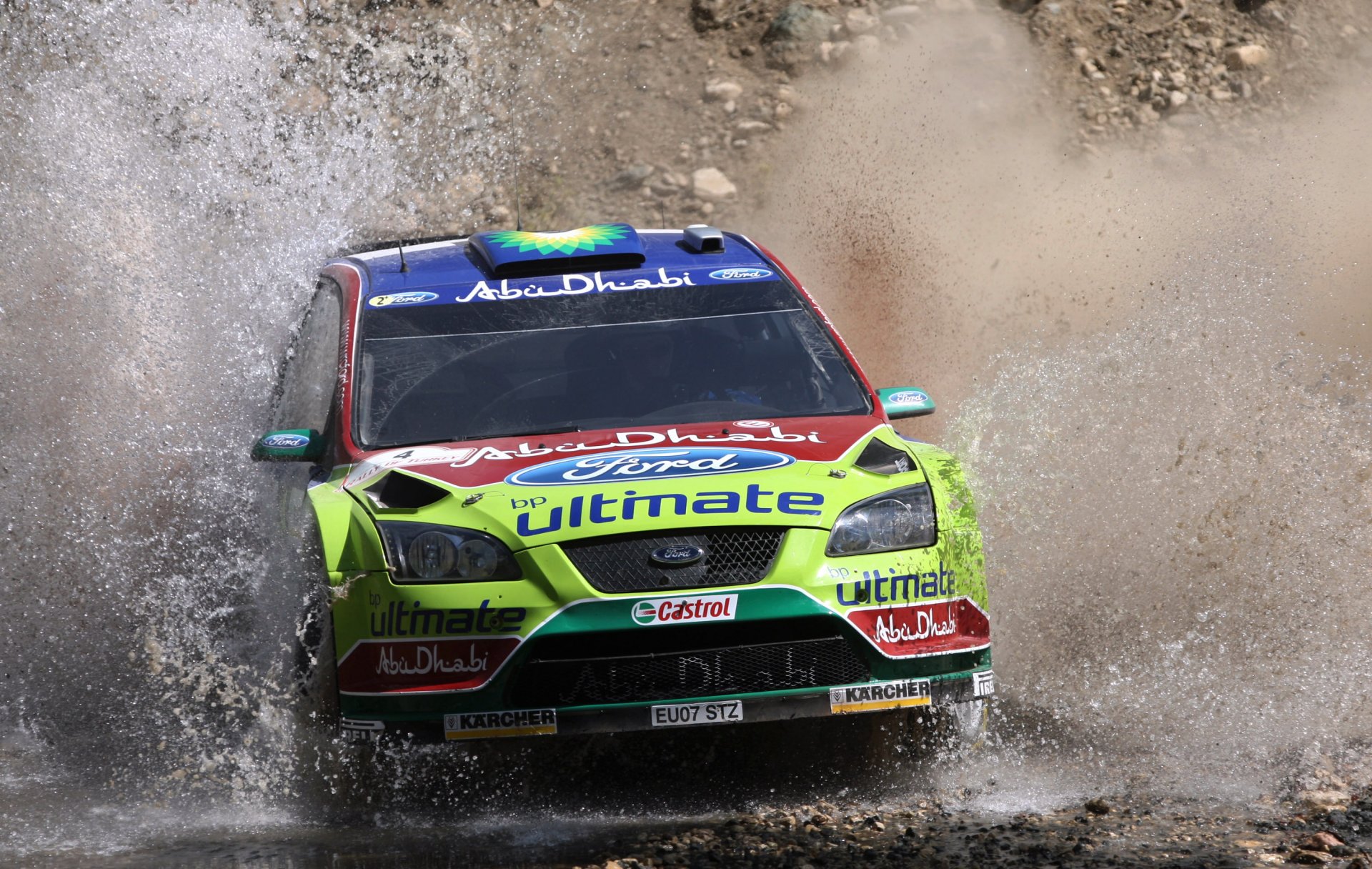 ford messa a fuoco auto wrc raduno anteriore auto acqua spruzzo sport corsa fari logo