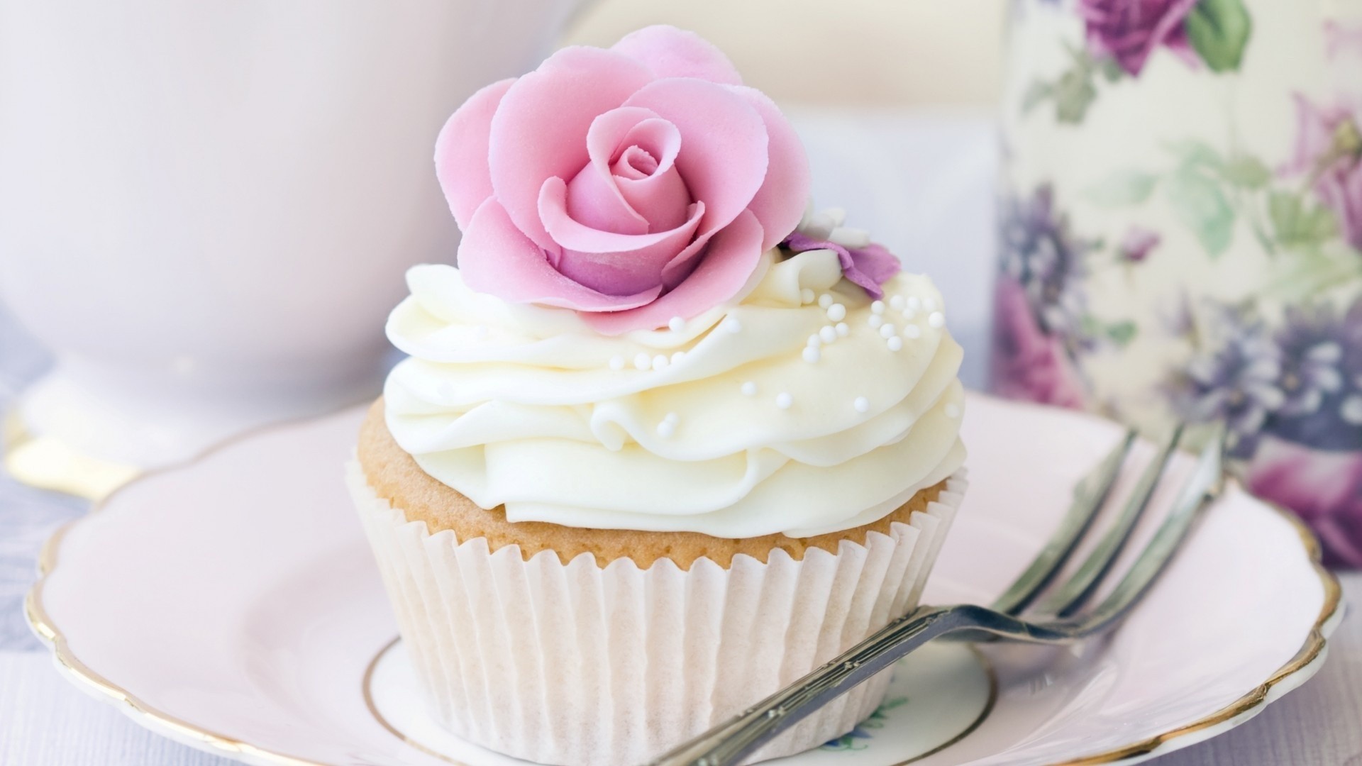 flower cake the fork food sweet dessert tableware sweets cream rosette white