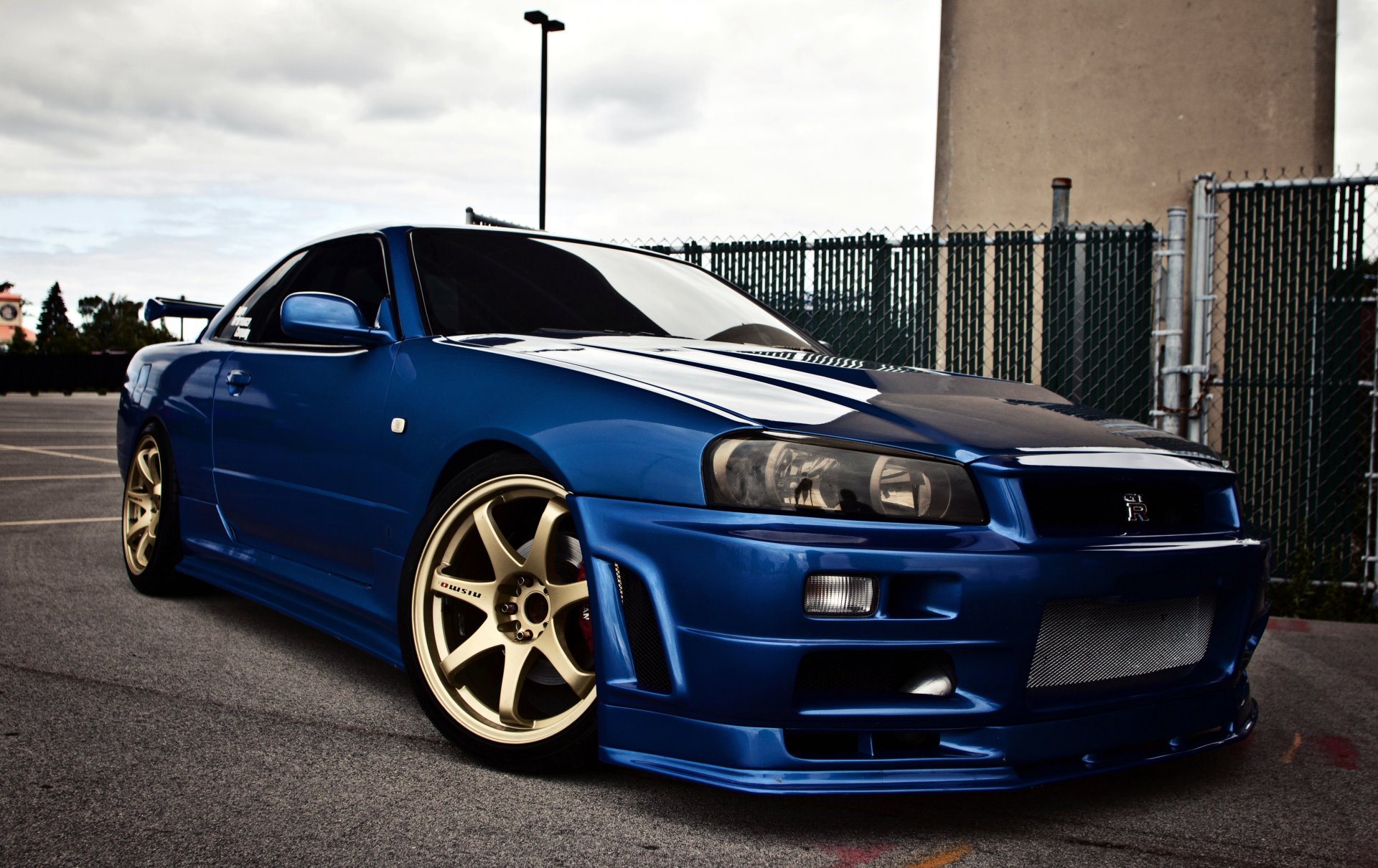 nissan skyline gtr r34 blue