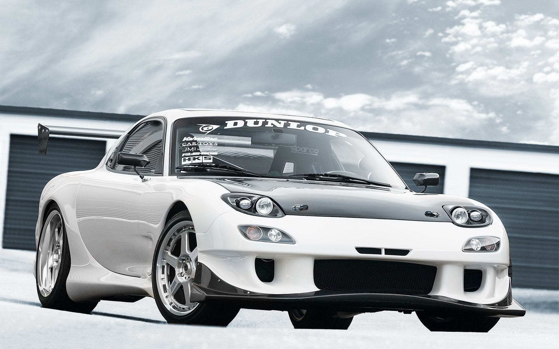 mazda rx-7 dunlop bianco