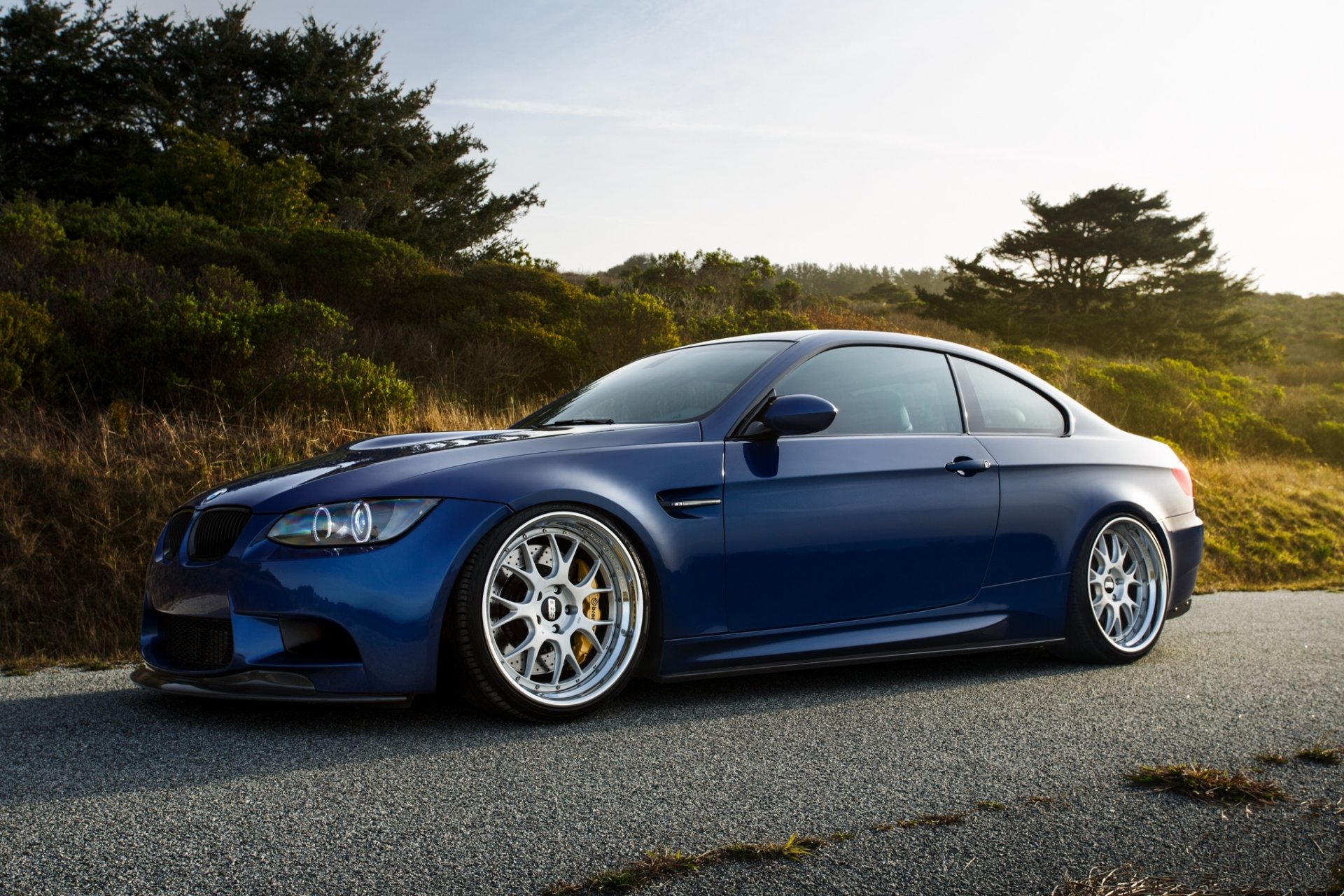 bmw m3 e92 laguna-blue bmw blue side view rims bb