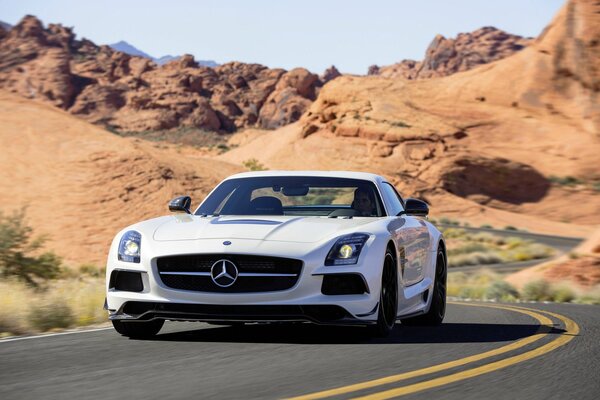 Mercedes-benz white car sports car