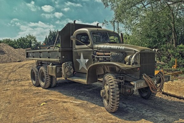 Camion fuoristrada americano